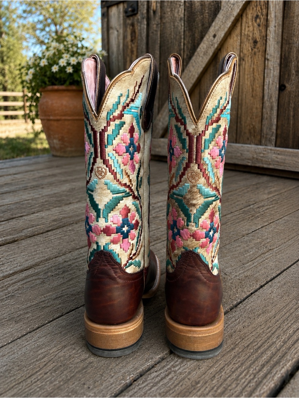 Ariat Frontier Daniella Embroidered Western Boots 7.5B - Picture 3 of 11